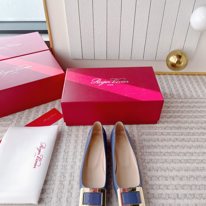 roger u1u1er flat shoes